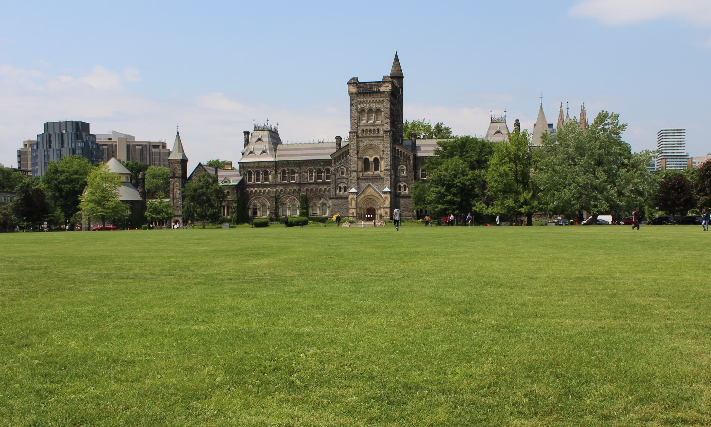 Front campus and University College at the University of Toronto